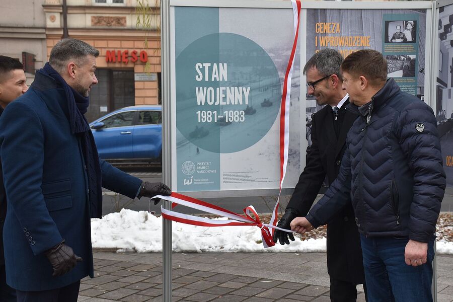 Wystawa „Stan wojenny 1981-1983” w Skawinie. Fot. Marcin Chorązki (IPN)