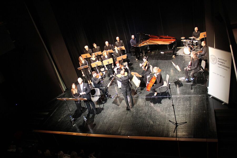 Koncert „Wolni mimo zniewolenia” w Nowym Sączu. Fot. Jan Wnuk (IPN)