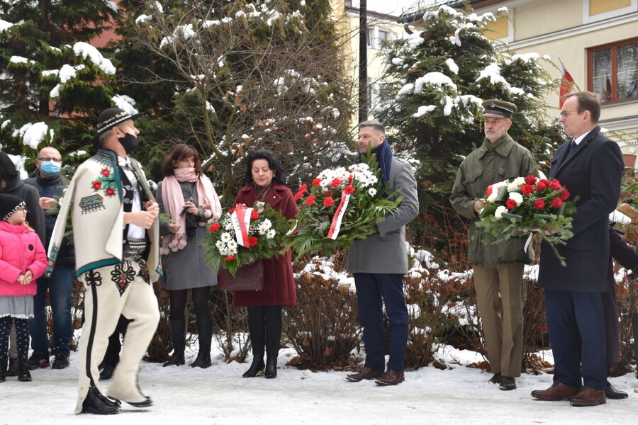 Uroczystości upamiętniające 40. rocznicę wprowadzenia stanu wojennego w Nowym Targu. Fot. Marcin Chorązki (IPN)