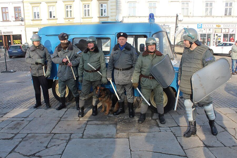 40. rocznica wprowadzenia stanu wojennego. Uroczystości w Nowym Sączu. Fot. Jan Wnuk (IPN)
