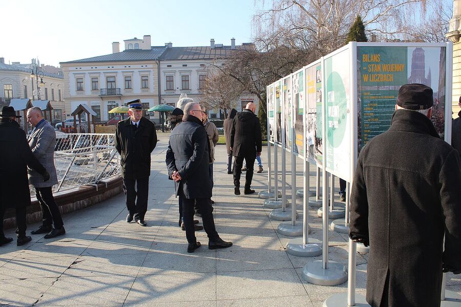 40. rocznica wprowadzenia stanu wojennego. Uroczystości w Nowym Sączu. Fot. Jan Wnuk (IPN)