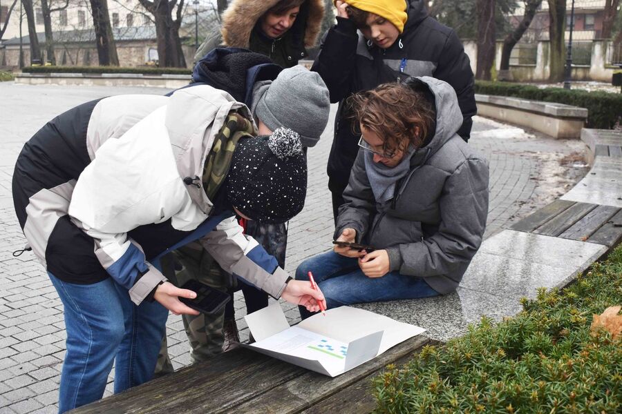 Gra miejska „Spacerniak” w Kielcach. Fot. Katarzyna Pronobis (IPN)