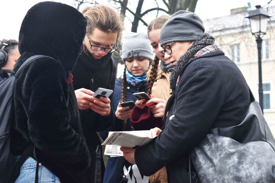 Gra miejska „Spacerniak” w Kielcach. Fot. Katarzyna Pronobis (IPN)
