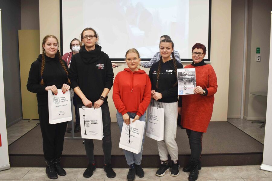 Gra miejska „Spacerniak” w Kielcach. Fot. Katarzyna Pronobis (IPN)