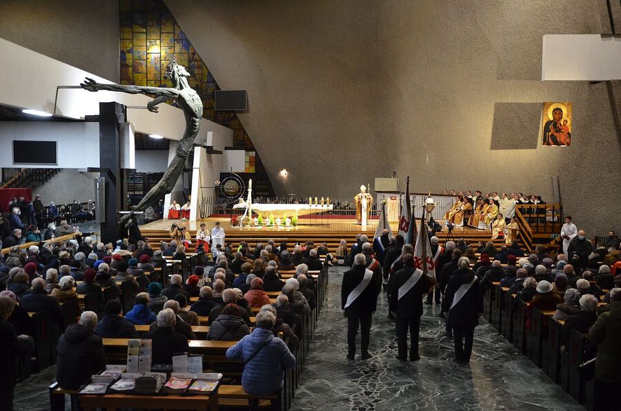 Uroczystość w Nowej Hucie. Fot. Janusz Ślęzak (IPN)