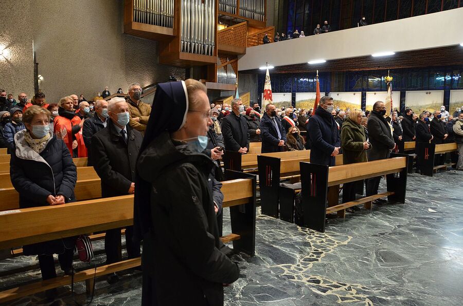 Uroczystość w Nowej Hucie. Fot. Janusz Ślęzak (IPN)