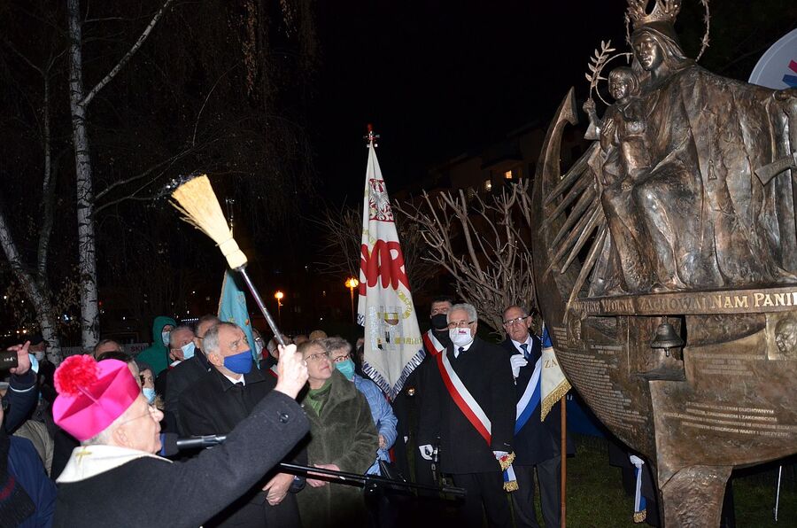 Uroczystość w Nowej Hucie. Fot. Janusz Ślęzak (IPN)