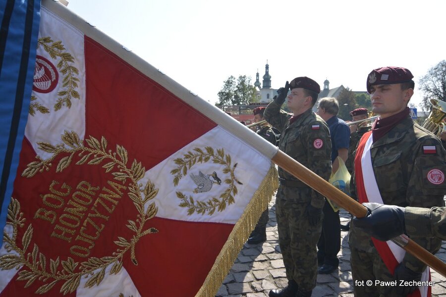 Uroczyste obchody 77. rocznicy sowieckiej agresji na Polskę i Dnia Sybiraka w obiektywie Pawła Zechentera