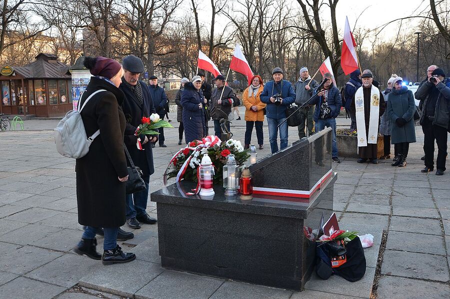 Uroczystość na pl. Inwalidów w Krakowie. Fot. Janusz Ślęzak (IPN)