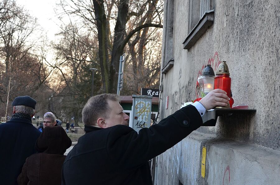 Uroczystość na pl. Inwalidów w Krakowie. Fot. Janusz Ślęzak (IPN)