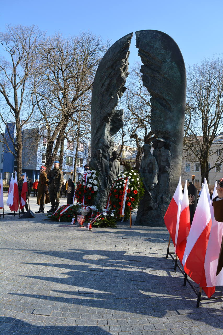 Kieleckie uroczystości w Narodowym Dniu Pamięci Żołnierzy Wyklętych. Fot. Hubert Krężołek (IPN)