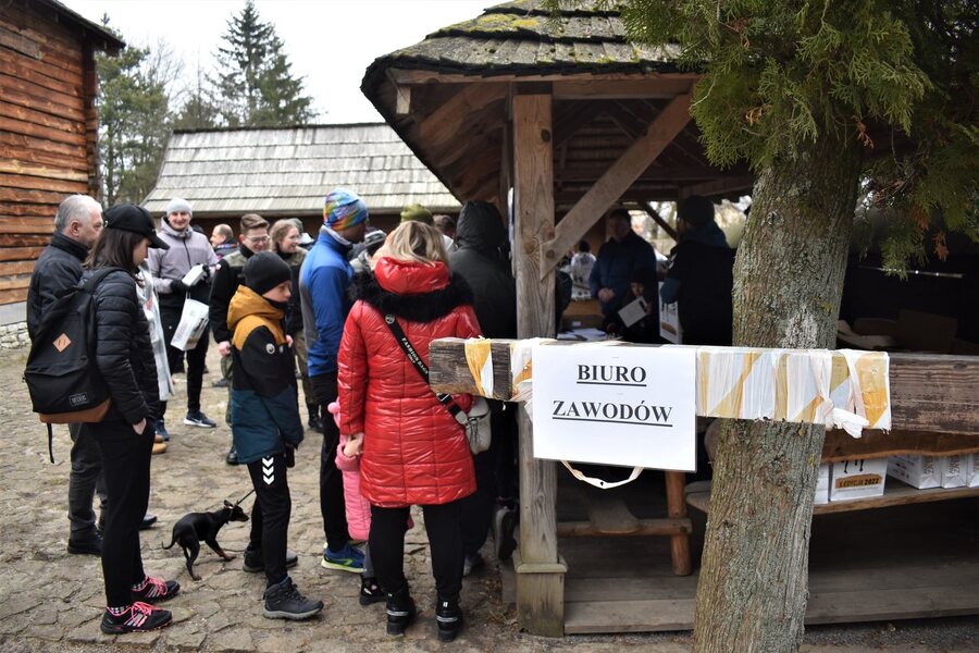 Bieg „Tropem Wilczym” w Tokarni. Fot. Michał Zawisza