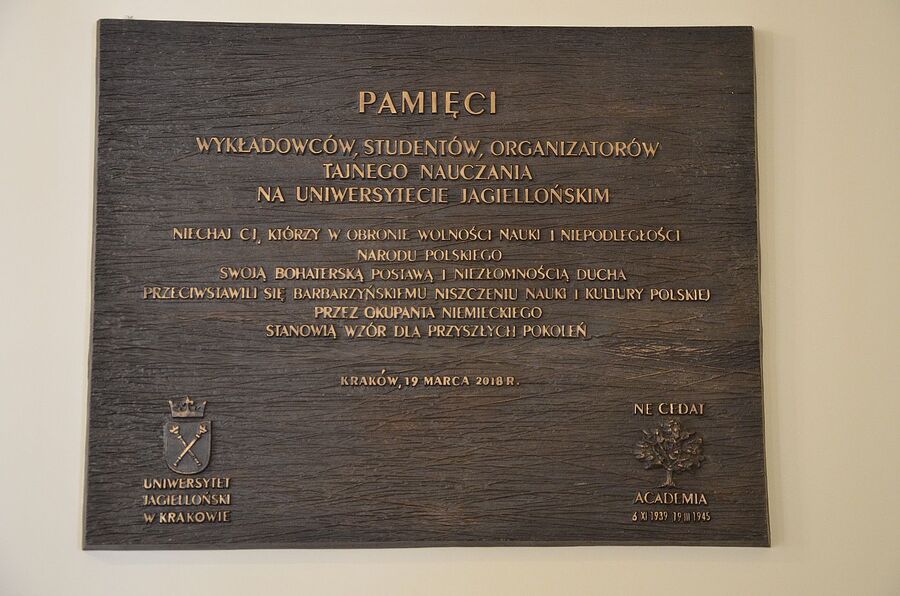 W Krakowie uczczono profesorów i studentów tajnego nauczania na UJ. Fot. Janusz Ślęzak (IPN)