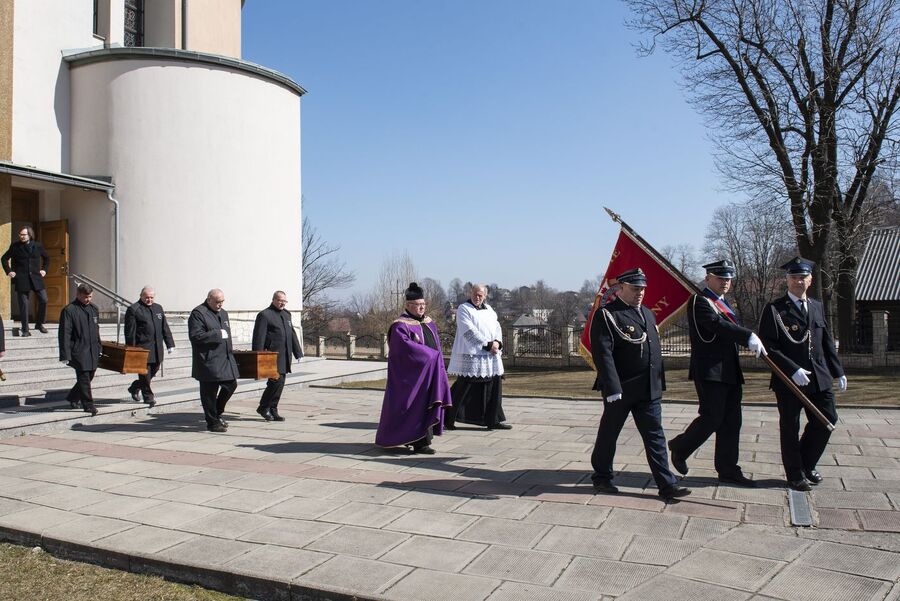 Płaza. Pogrzeb nieznanych ofiar II wojny światowej. Fot. Agnieszka Masłowska (IPN)