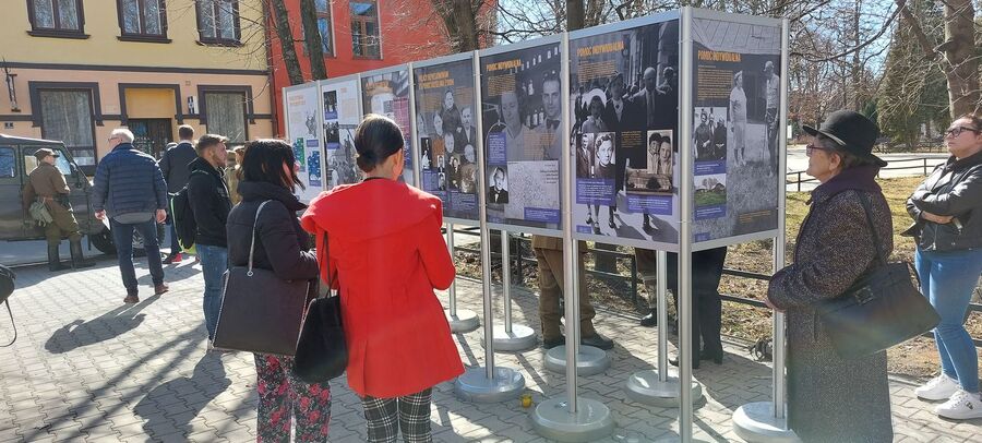Nowy Targ. Wystawy o Holokauście i Polakach ratujących Żydów. Fot. IPN