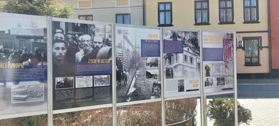 Nowy Targ. Wystawy o Holokauście i Polakach ratujących Żydów. Fot. IPN