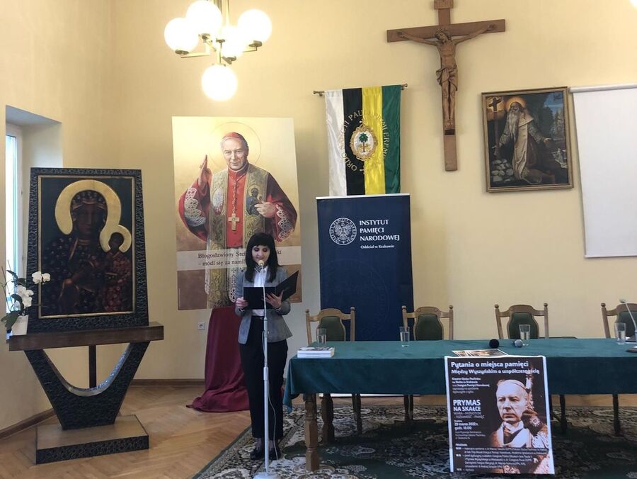 „Pytania o miejsca pamięci”. Spotkanie dyskusyjne na Skałce. Fot. Tomasz Adamus (IPN)