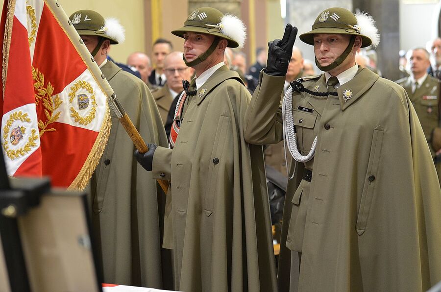 Kraków. Uroczystości pogrzebowe trzech Żołnierzy Wyklętych. Fot. Janusz Ślęzak (IPN)