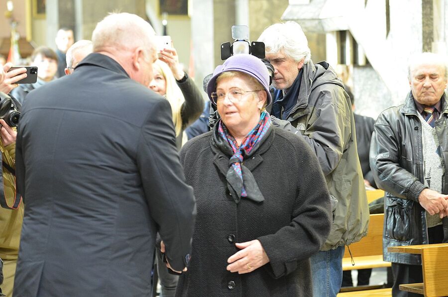 Kraków. Uroczystości pogrzebowe trzech Żołnierzy Wyklętych. Fot. Janusz Ślęzak (IPN)