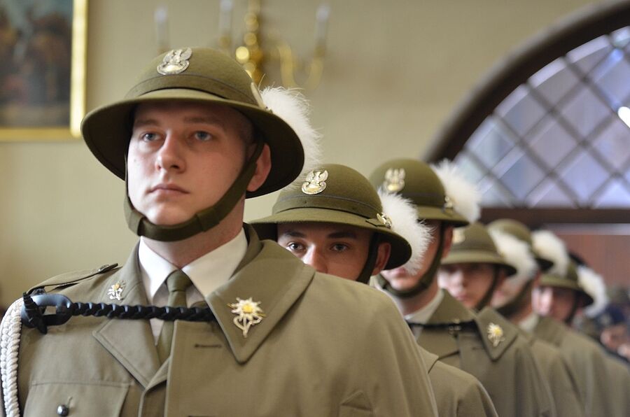 Kraków. Uroczystości pogrzebowe trzech Żołnierzy Wyklętych. Fot. Janusz Ślęzak (IPN)