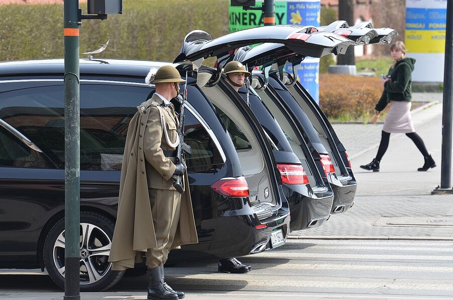 Kraków. Uroczystości pogrzebowe trzech Żołnierzy Wyklętych. Fot. Janusz Ślęzak (IPN)