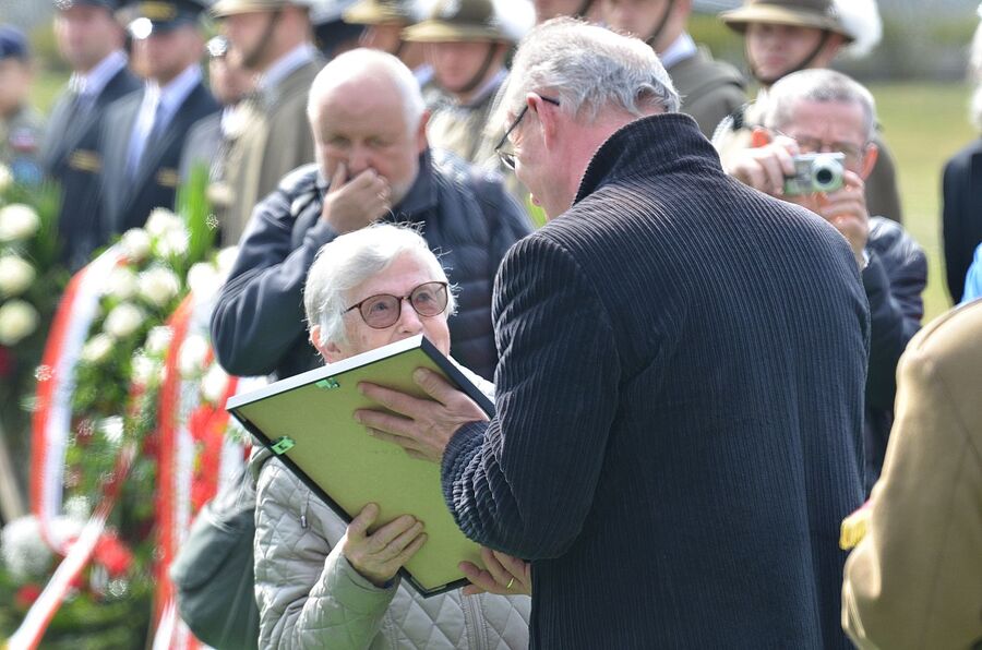 Kraków. Uroczystości pogrzebowe trzech Żołnierzy Wyklętych. Fot. Janusz Ślęzak (IPN)