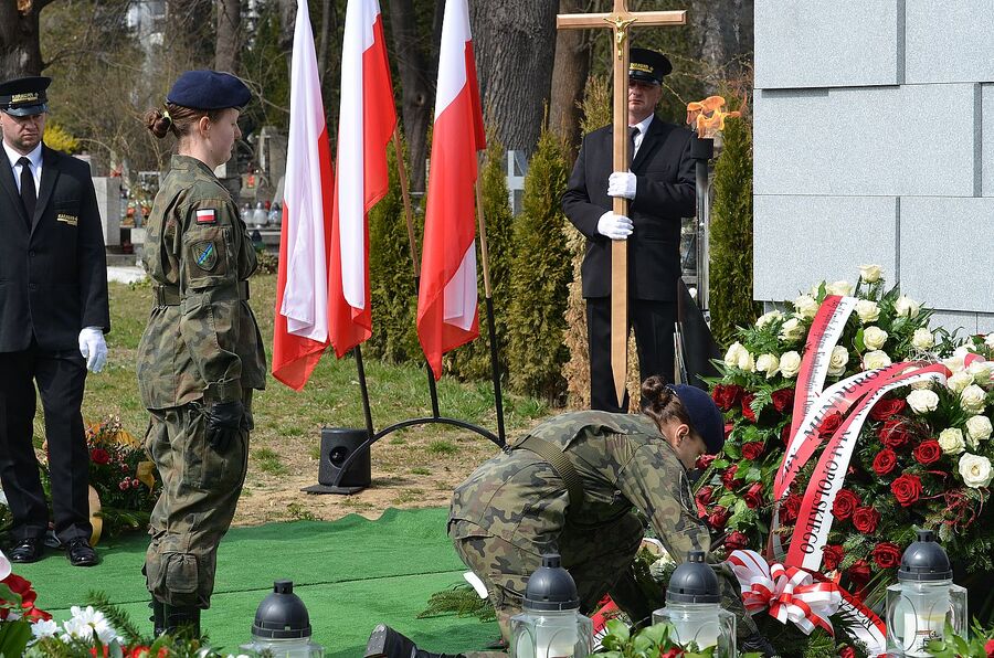 Kraków. Uroczystości pogrzebowe trzech Żołnierzy Wyklętych. Fot. Janusz Ślęzak (IPN)