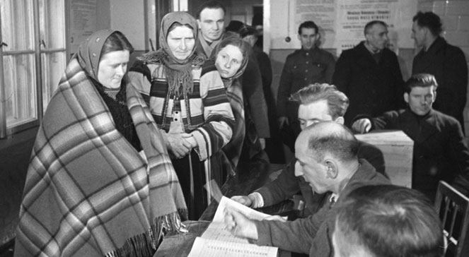 „Nierozliczone fałszerstwa z przed 70 lat”