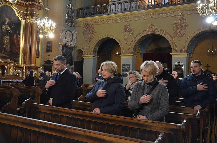 Msza święta za duszę śp. Janusza Kurtyki. Fot. Janusz Ślęzak (IPN)