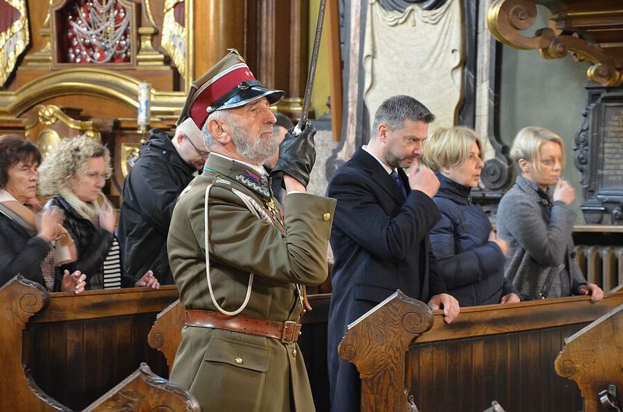 Msza święta za duszę śp. Janusza Kurtyki. Fot. Janusz Ślęzak (IPN)