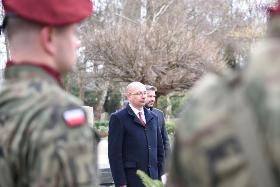 Kraków. Dwunasta rocznica katastrofy smoleńskiej. Fot. Żaneta Wierzgacz (IPN)