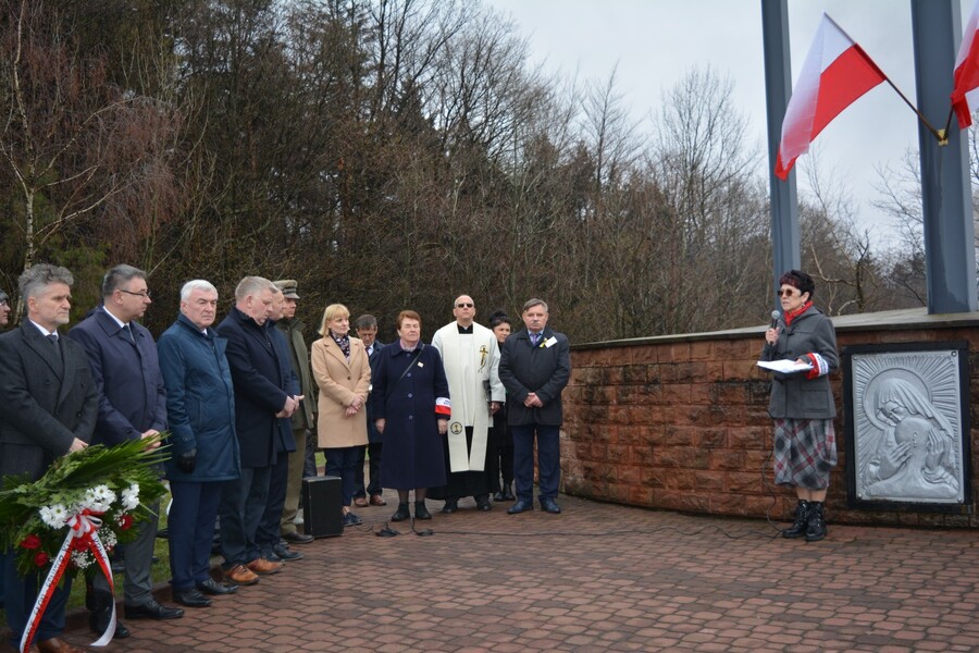 82. rocznica zbrodni katyńskiej. Uroczystość w Hucie Szklanej