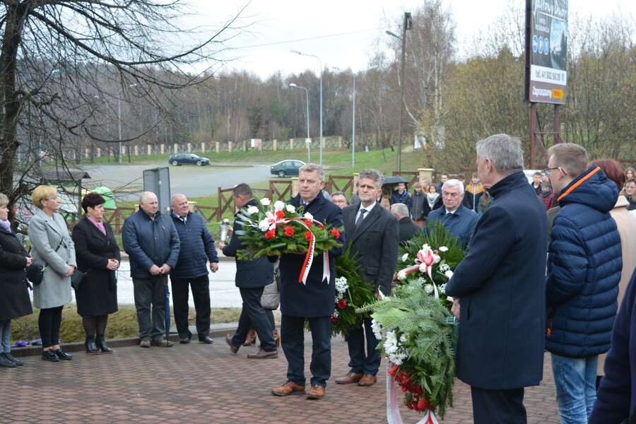 82. rocznica zbrodni katyńskiej. Uroczystość w Hucie Szklanej