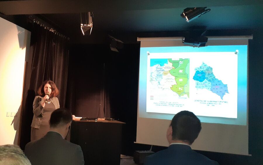 Historycy z krakowskiego oddziału IPN na konferencji naukowej w Czechach