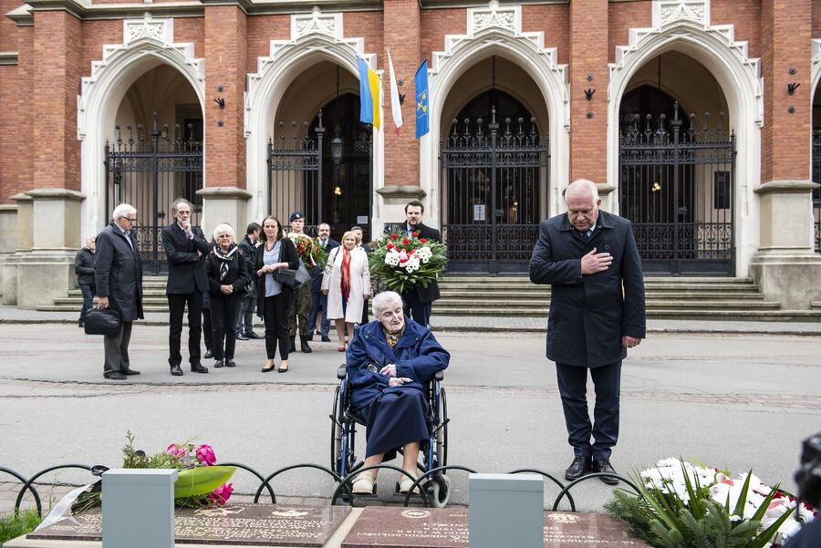 W Krakowie uczczono ofiary niemieckich obozów koncentracyjnych. Fot. Agnieszka Masłowska (IPN)