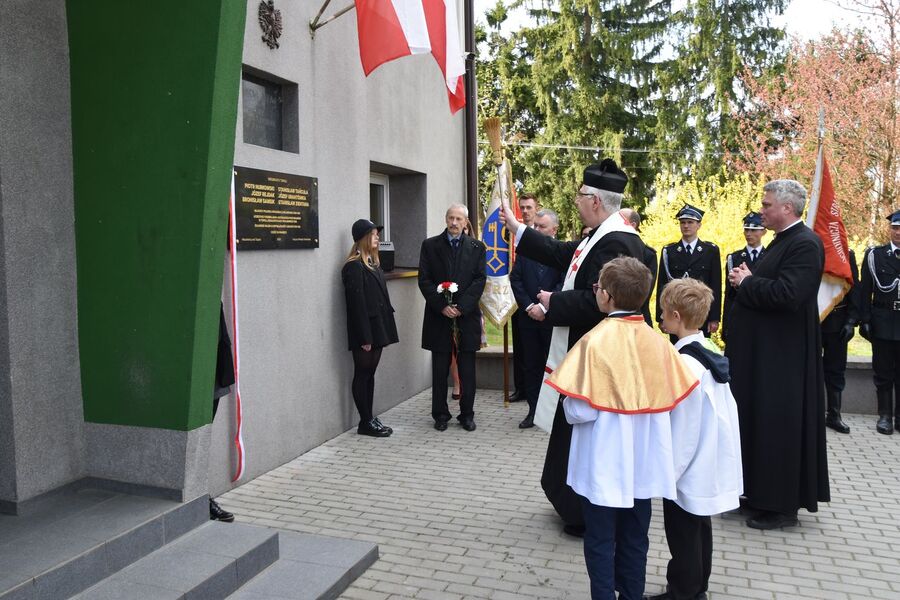 Topola. Uroczystość ku czci bojowców POW. Fot. IPN