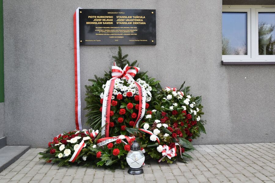 Topola. Uroczystość ku czci bojowców POW. Fot. IPN