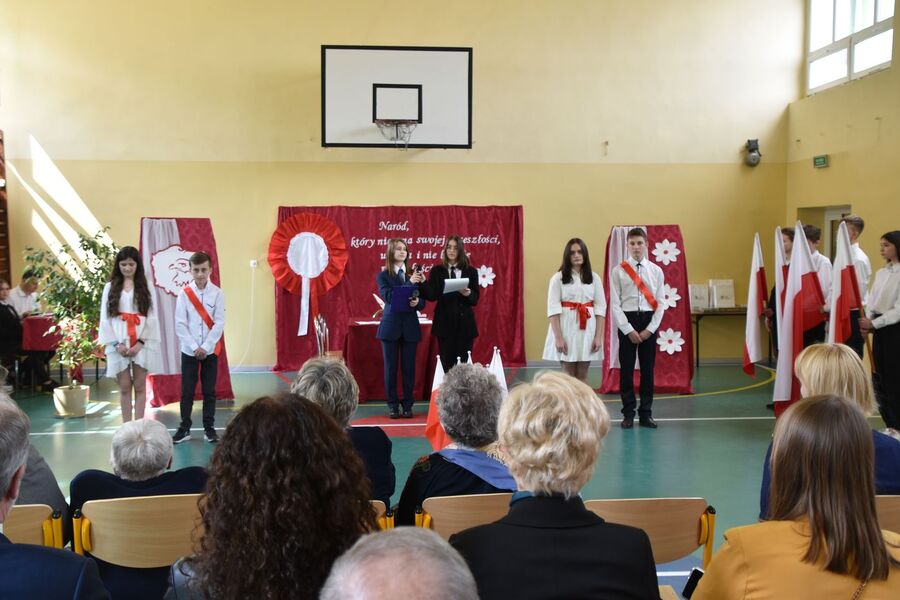 Topola. Uroczystość ku czci bojowców POW. Fot. IPN