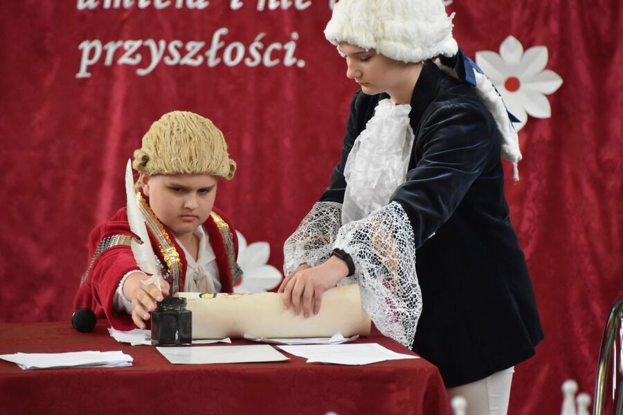 Topola. Uroczystość ku czci bojowców POW. Fot. IPN