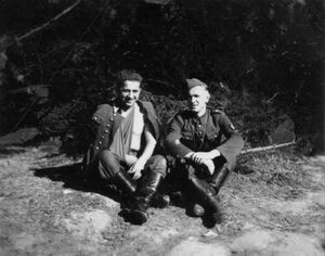 ppor. Piotr Przemyski „Ares” i ppor. Antoni Ścibich „Trzepak”, druga połowa sierpnia 1944 r.