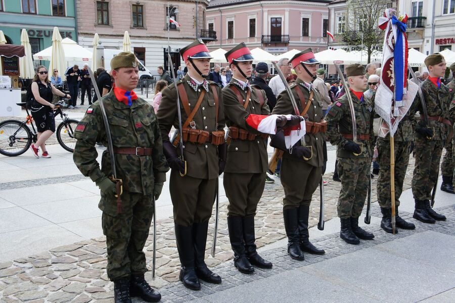 Dzień Flagi RP w Kielcach. Fot. IPN