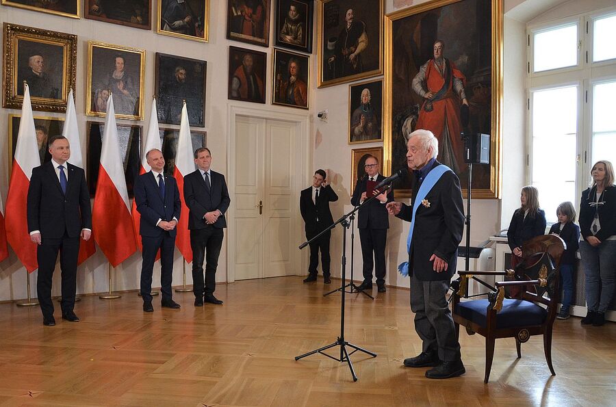 Order Orła Białego dla Adama Macedońskiego. Fot. Janusz Ślęzak (IPN)