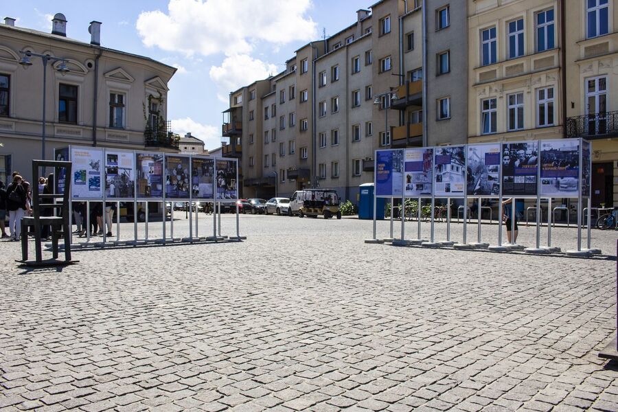 Dwie wystawy IPN w 80. rocznicę pierwszej deportacji Żydów z krakowskiego getta. Fot. Agnieszka Masłowska (IPN)