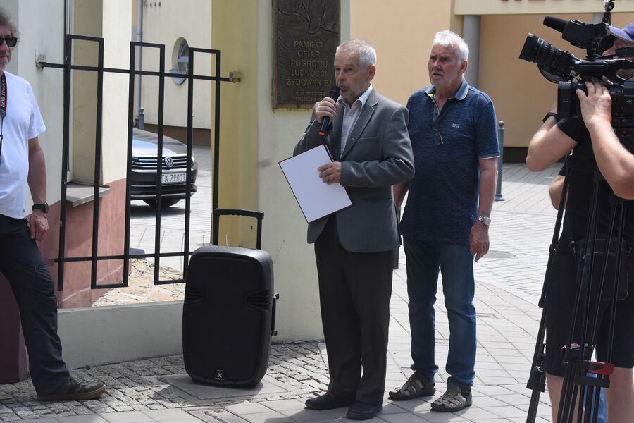 Uroczystość w rocznicę pogromu kieleckiego. Fot. Dariusz Skrzyniarz (IPN)