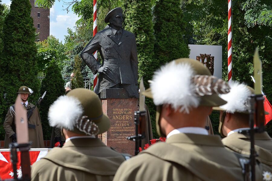 130. rocznica urodzin gen. Andersa. Uroczystości w Krakowie. Fot. Janusz Ślęzak (IPN)