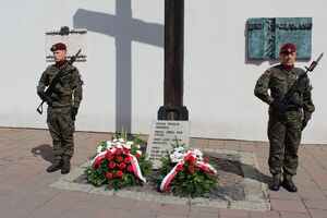 Uczciliśmy pamięć ofiar operacji polskiej NKWD. Fot. Barbara Gorajczyk (IPN)