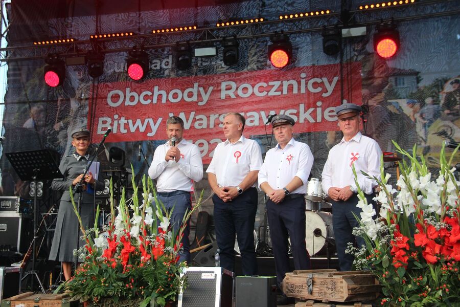 Piknik historyczny w Woli Rzędzińskiej. Fot. Michał Masłowski (IPN)