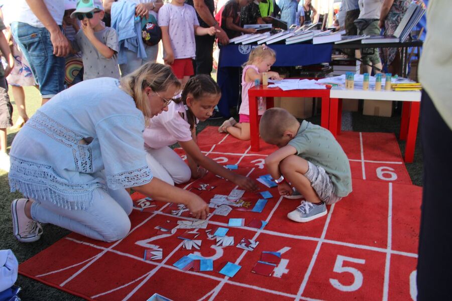 Piknik historyczny w Woli Rzędzińskiej. Fot. Michał Masłowski (IPN)