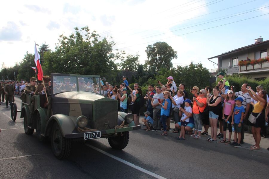 Piknik historyczny w Woli Rzędzińskiej. Fot. Michał Masłowski (IPN)
