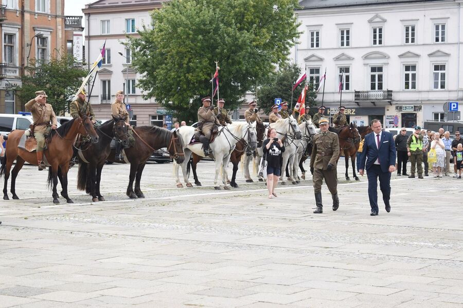 W Kielcach zakończył się LVII Marsz Szlakiem I Kompanii Kadrowej. Fot. Dariusz Skrzyniarz (IPN)